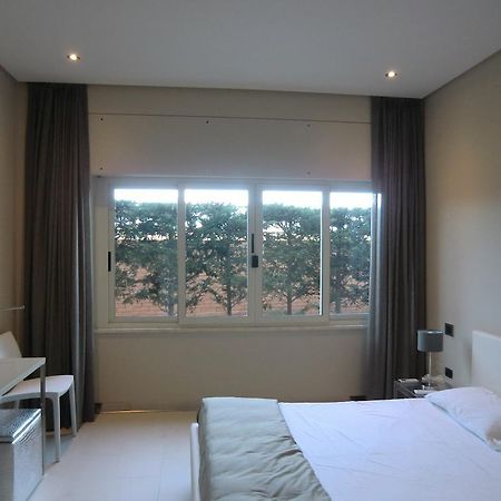 B&Beach Cagliari Guest House Kültér fotó