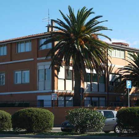 B&Beach Cagliari Guest House Kültér fotó