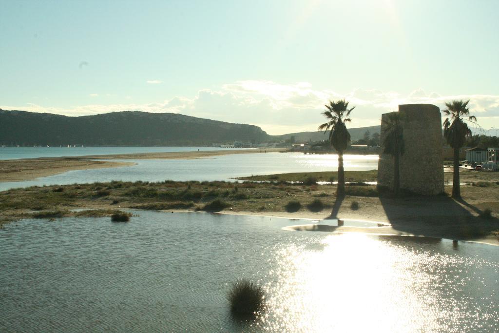 B&Beach Cagliari Guest House Kültér fotó