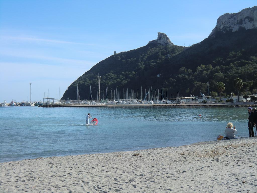B&Beach Cagliari Guest House Kültér fotó