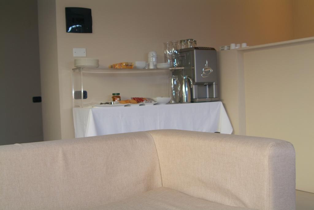 B&Beach Cagliari Guest House Kültér fotó