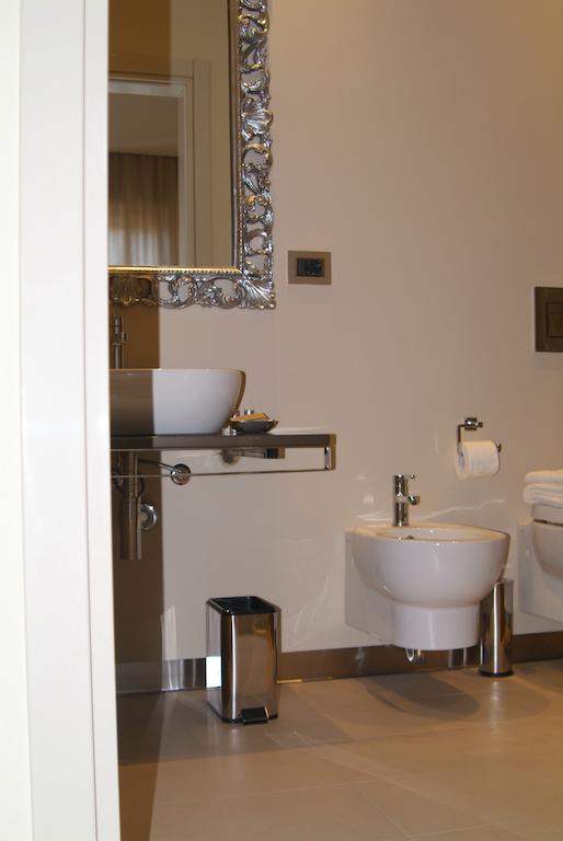B&Beach Cagliari Guest House Szoba fotó