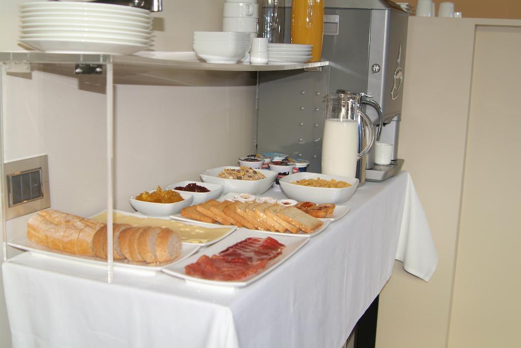 B&Beach Cagliari Guest House Kültér fotó